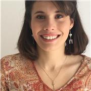 Professeure certifiée de lettres modernes, je vous accompagne pour des cours de français, avec le sourire !